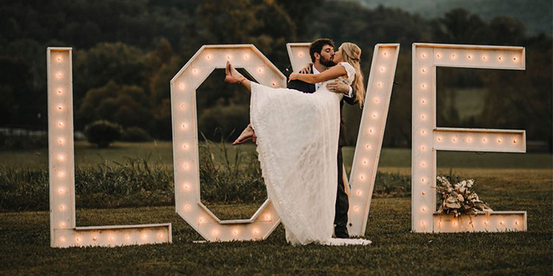 2023 Smoky Mountain Wedding Venue